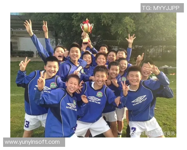 都匀一中足球明星的成长之路与梦想追逐的精彩故事