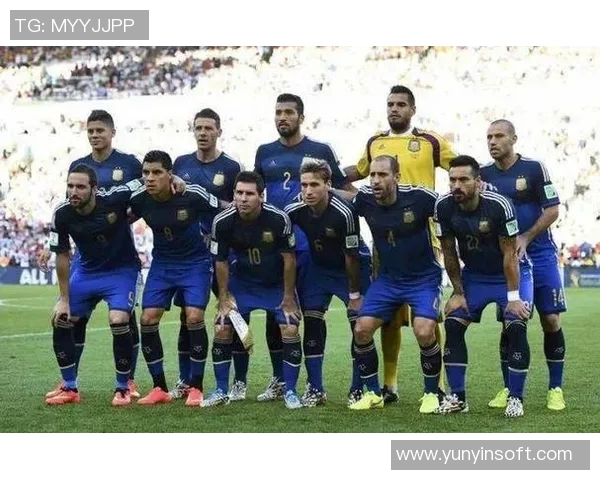 长发足球明星全名盘点与他们的精彩瞬间回顾